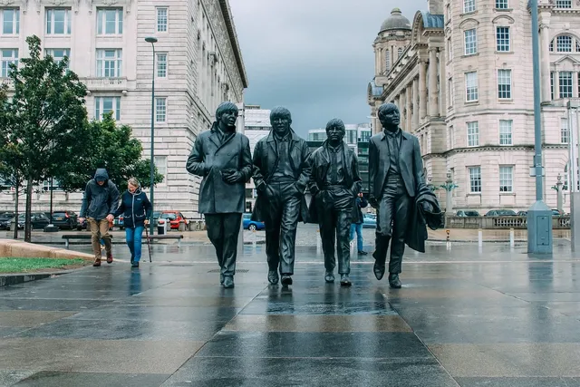 🎼 The Beatles - She Loves You Album