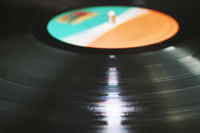 🎼 D.H.P. - Hutný Býty A Náročný Rýmy Album